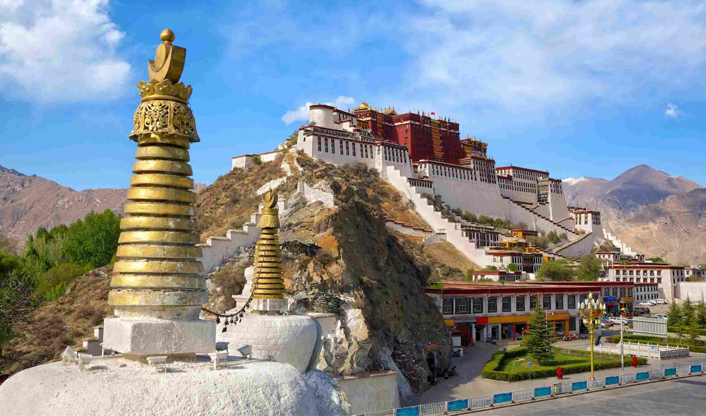 Chakpori Hill Viewpoint